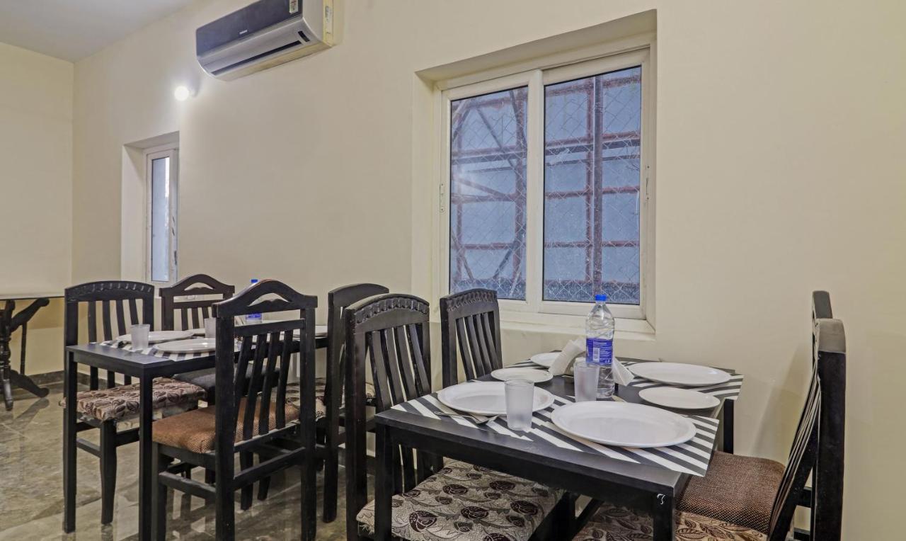 Treebo Trip Airport Pride Inn Hyderabad Exterior foto