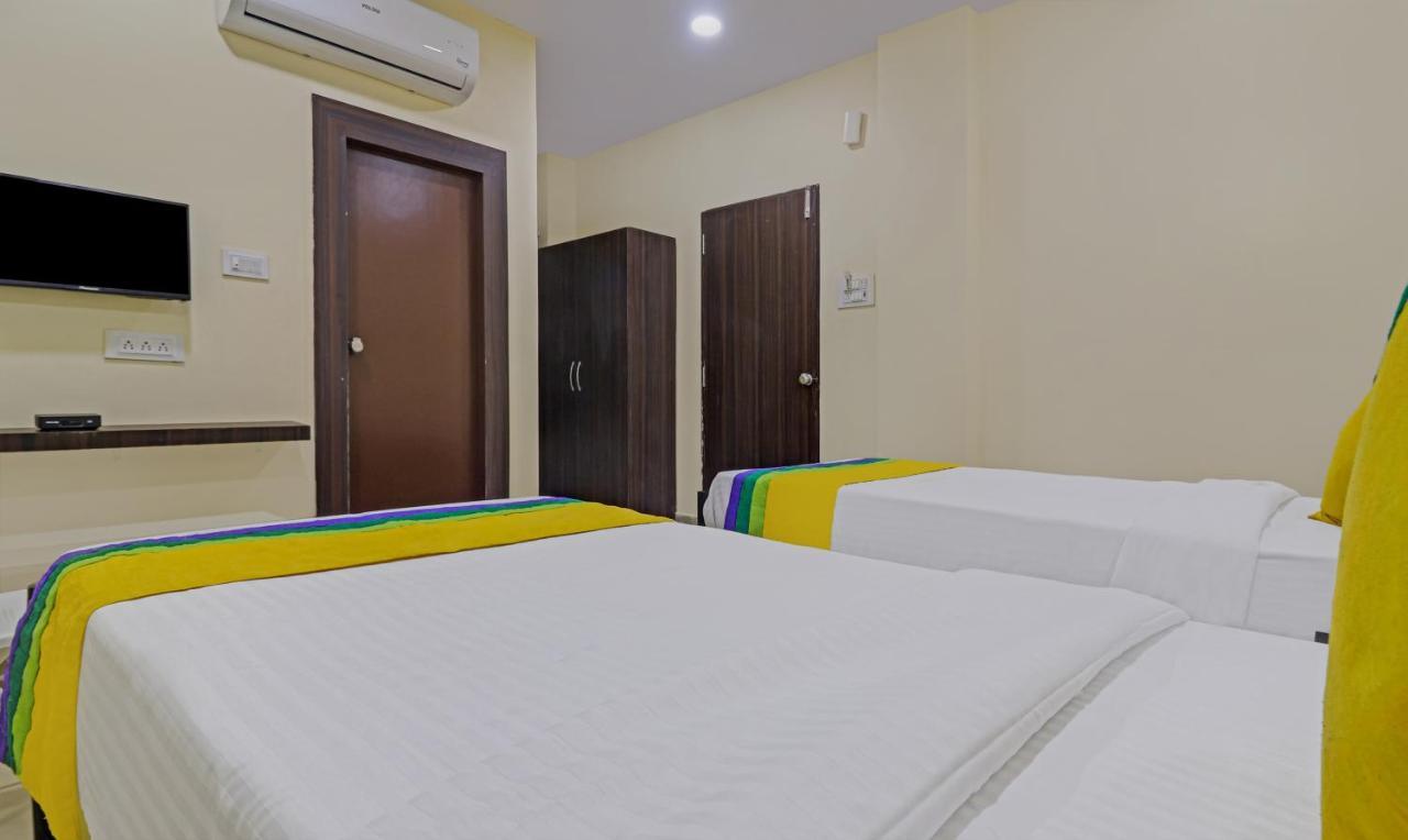 Treebo Trip Airport Pride Inn Hyderabad Exterior foto