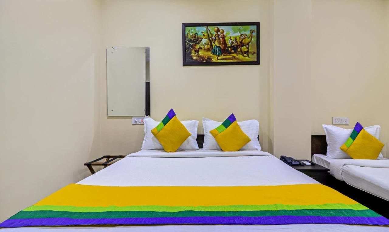 Treebo Trip Airport Pride Inn Hyderabad Exterior foto